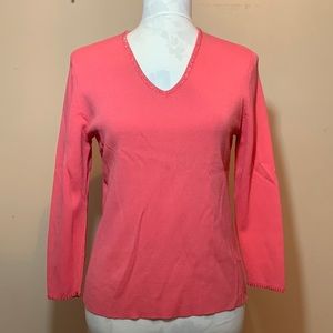 D T Ribbed V Neck Coral Beaded Trim 3/4 Sleeve Pullover